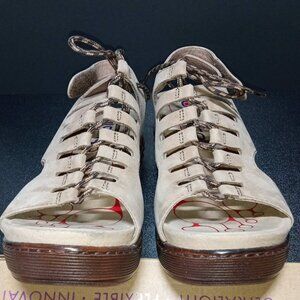 Bionica Sirus Sandals 7.5